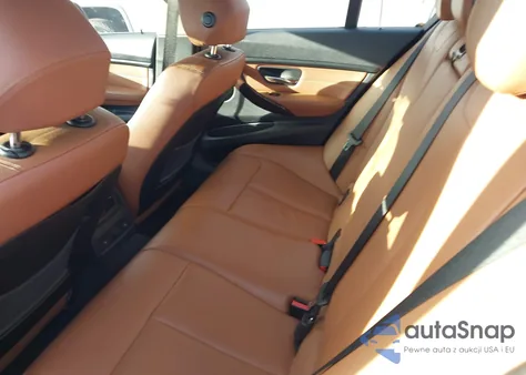 2015 BMW 328I xDrive z USA, uszkodzony, nr VIN WBA3B5G55FNS12035